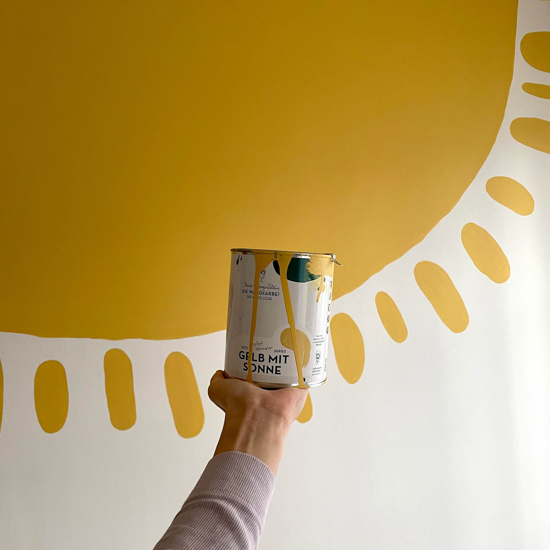 MissPompadour Yellow with Sun - The Valuable Wall Paint 1L