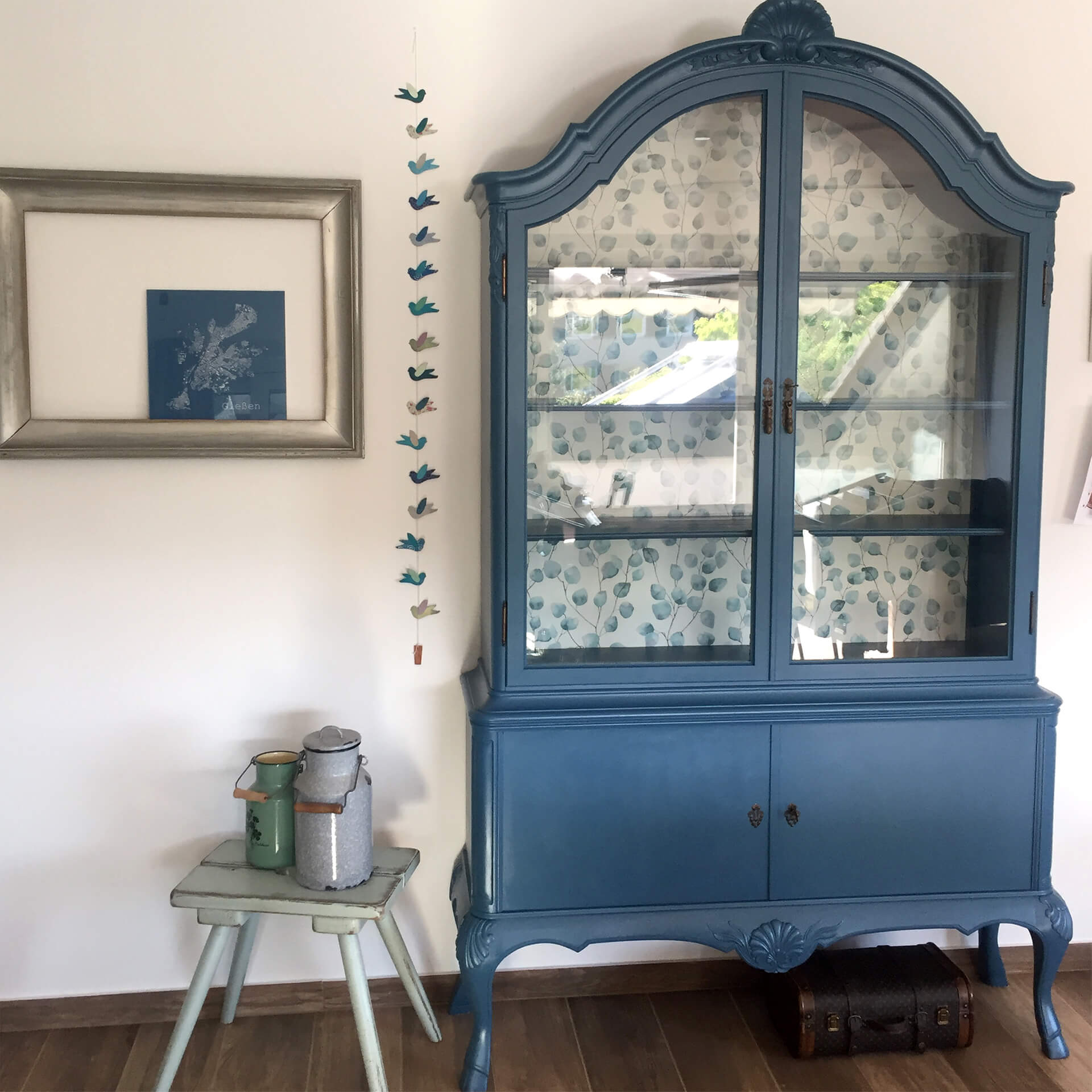 MissPompadour Blau mit Jeans - Die Wertvolle 2.5L