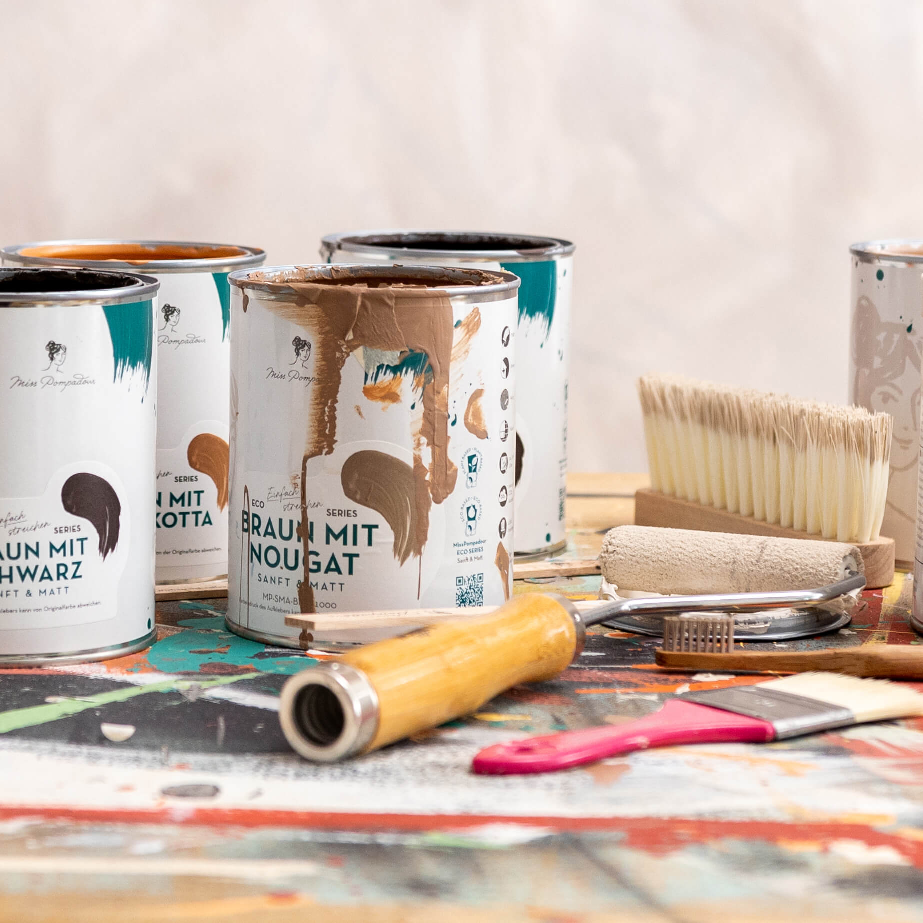 MissPompadour Brown with Nougat - The Valuable Wall Paint 1L