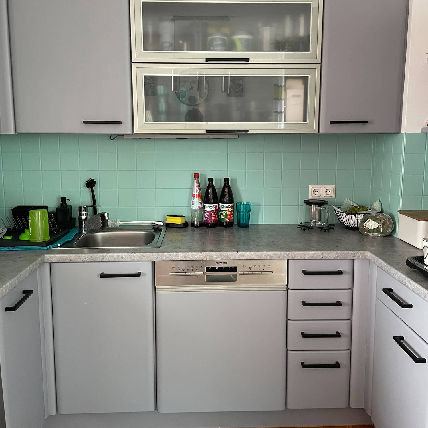 MissPompadour Grau mit Grau - Stark & Schimmernd 2.5L