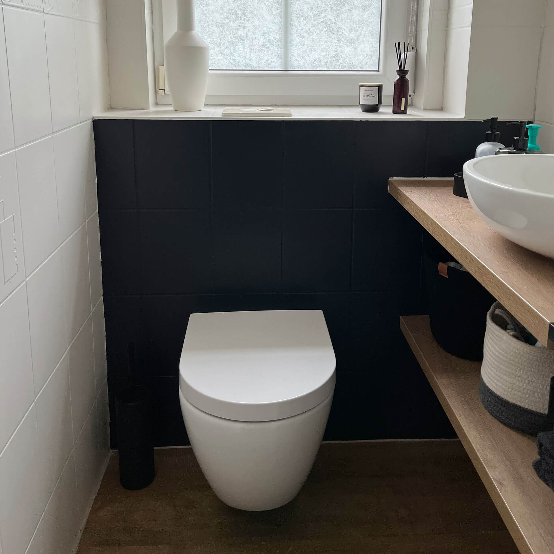 MissPompadour Schwarz mit Samt - Stark & Schimmernd 1L