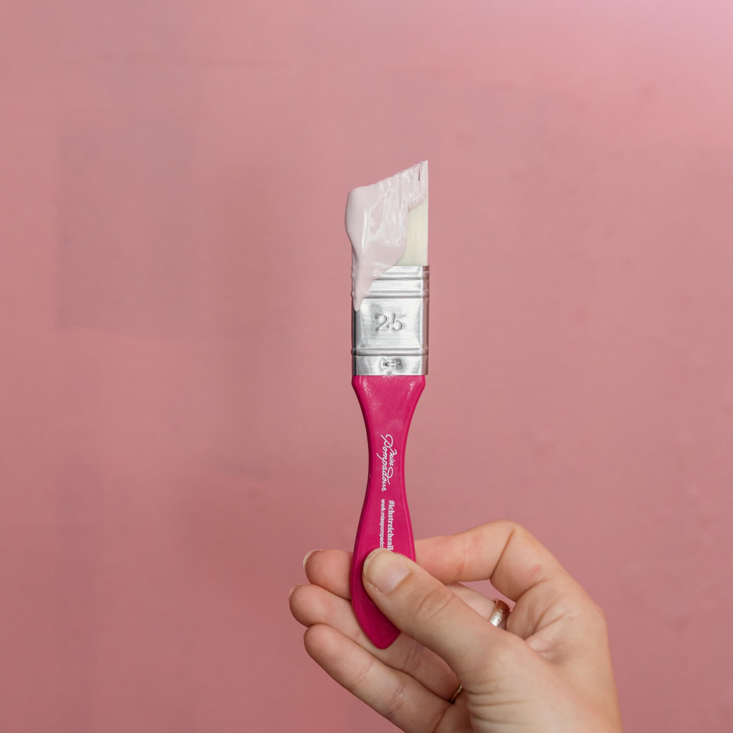 MissPompadour Roze met Kersenbloesem - Afwasbare muurverf 1L