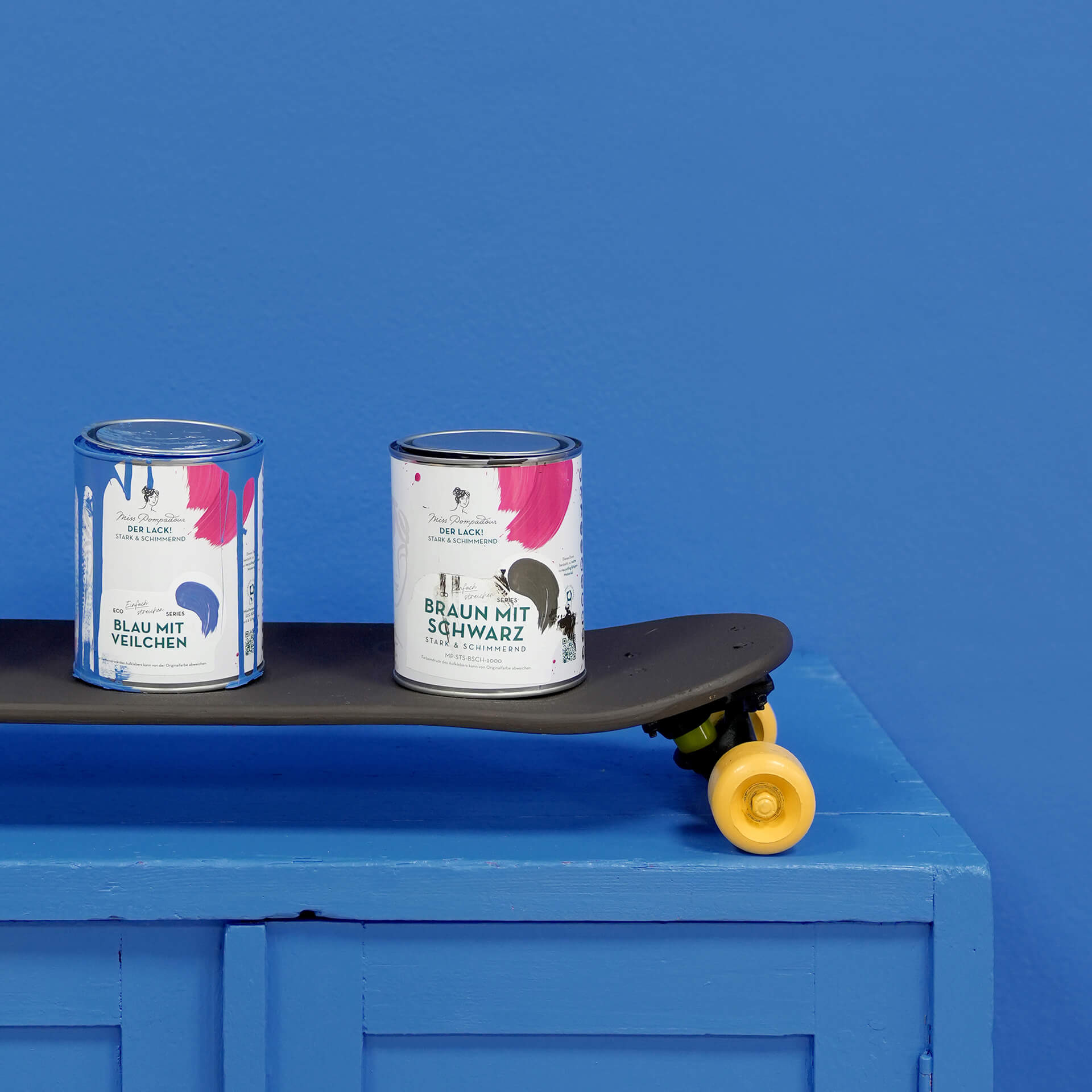 MissPompadour Blue with Violet - The Valuable Wall Paint 1L