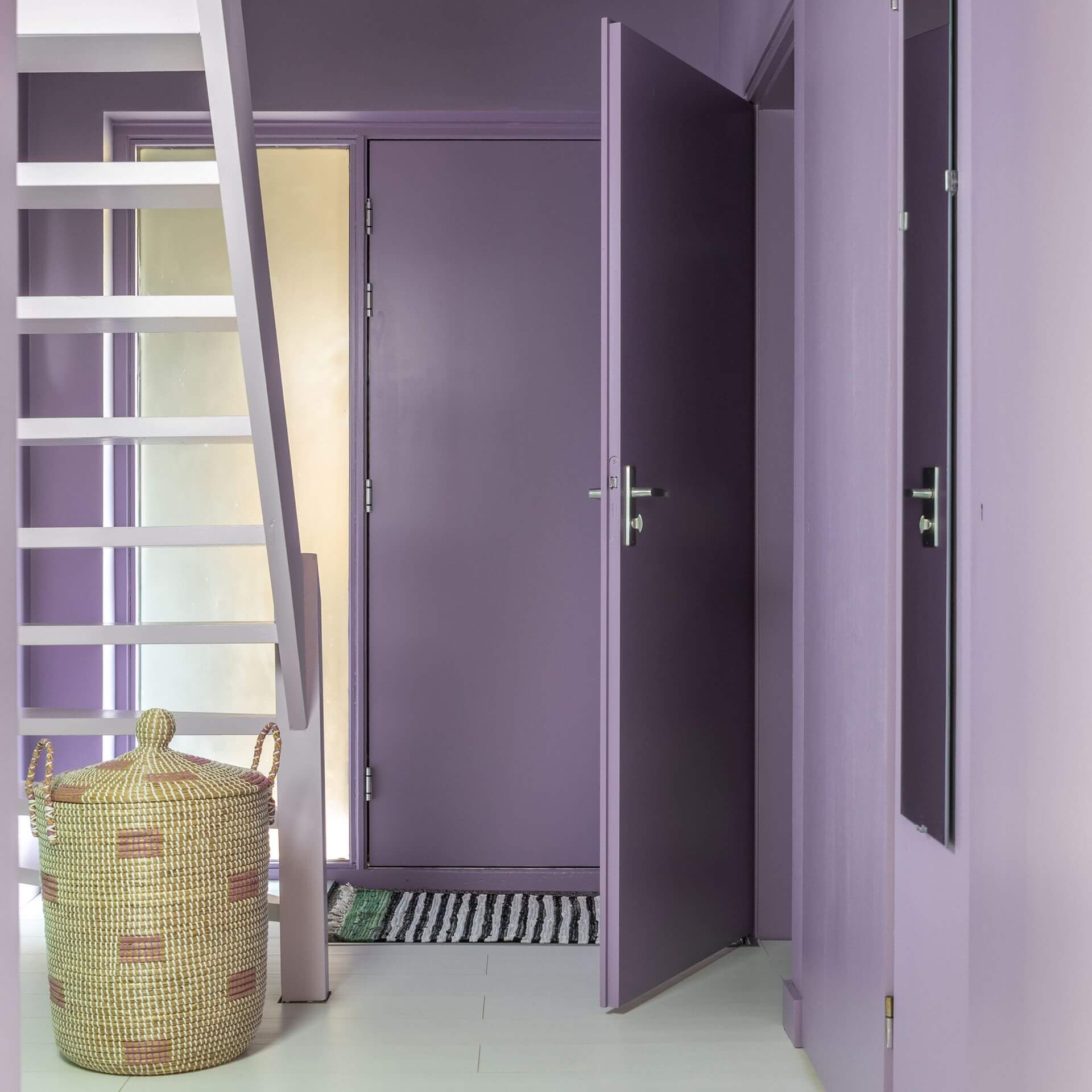 MissPompadour Purple with Provence - The Valuable Wall Paint 1L