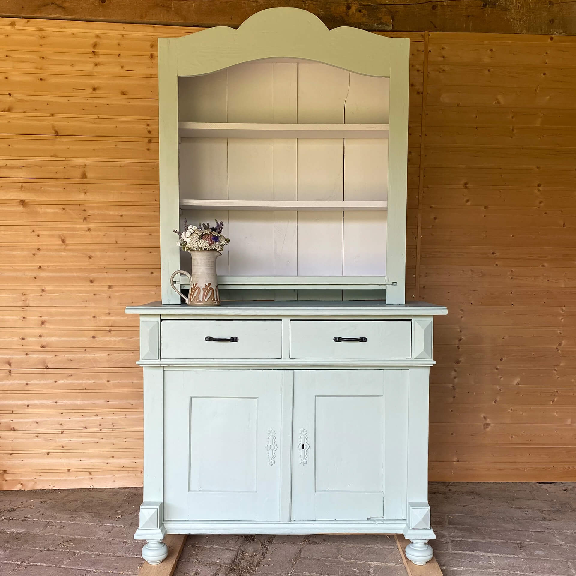 MissPompadour Grün mit Salbei - Stark & Schimmernd 2.5L