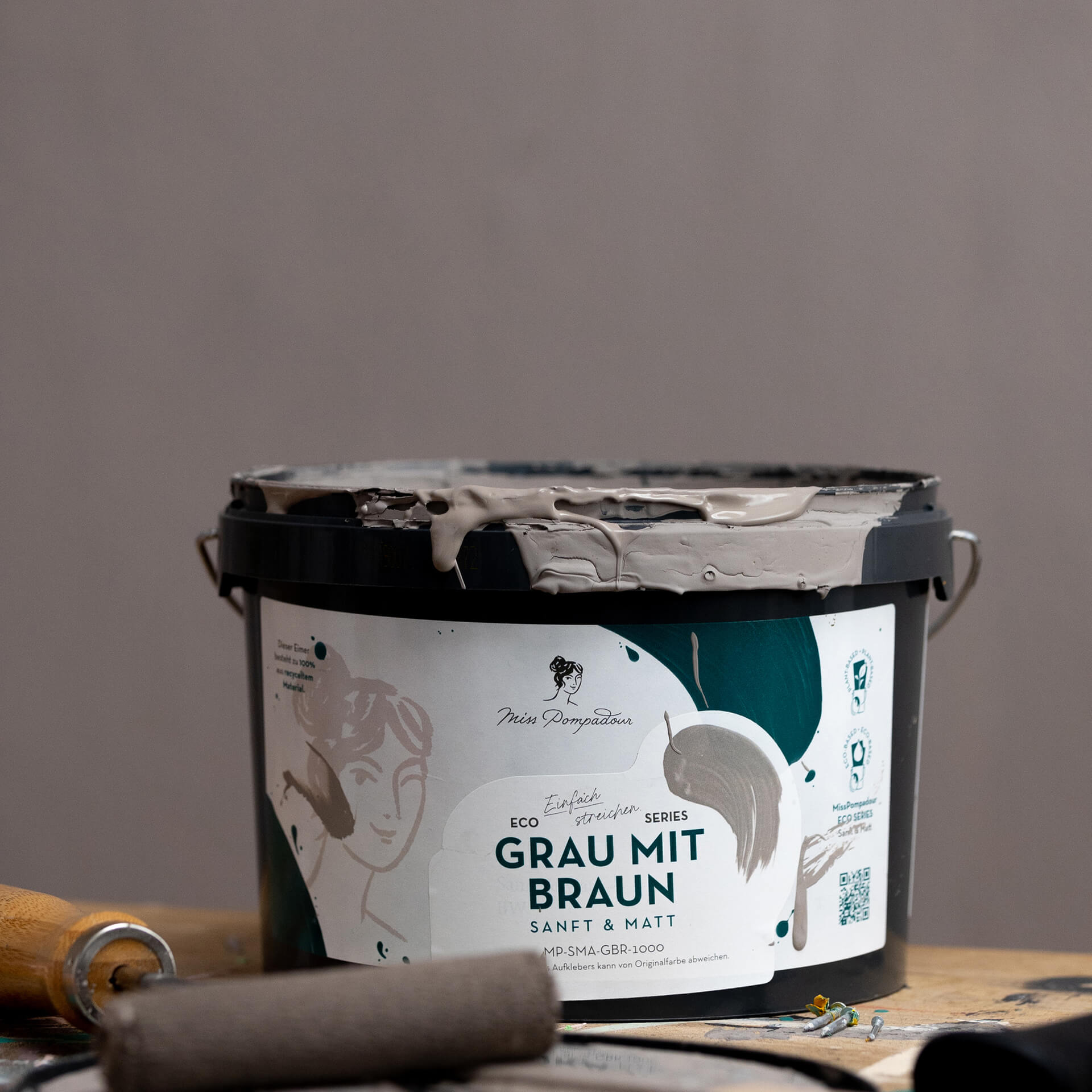 MissPompadour Grau mit Braun - Sanft & Matt 2.5L