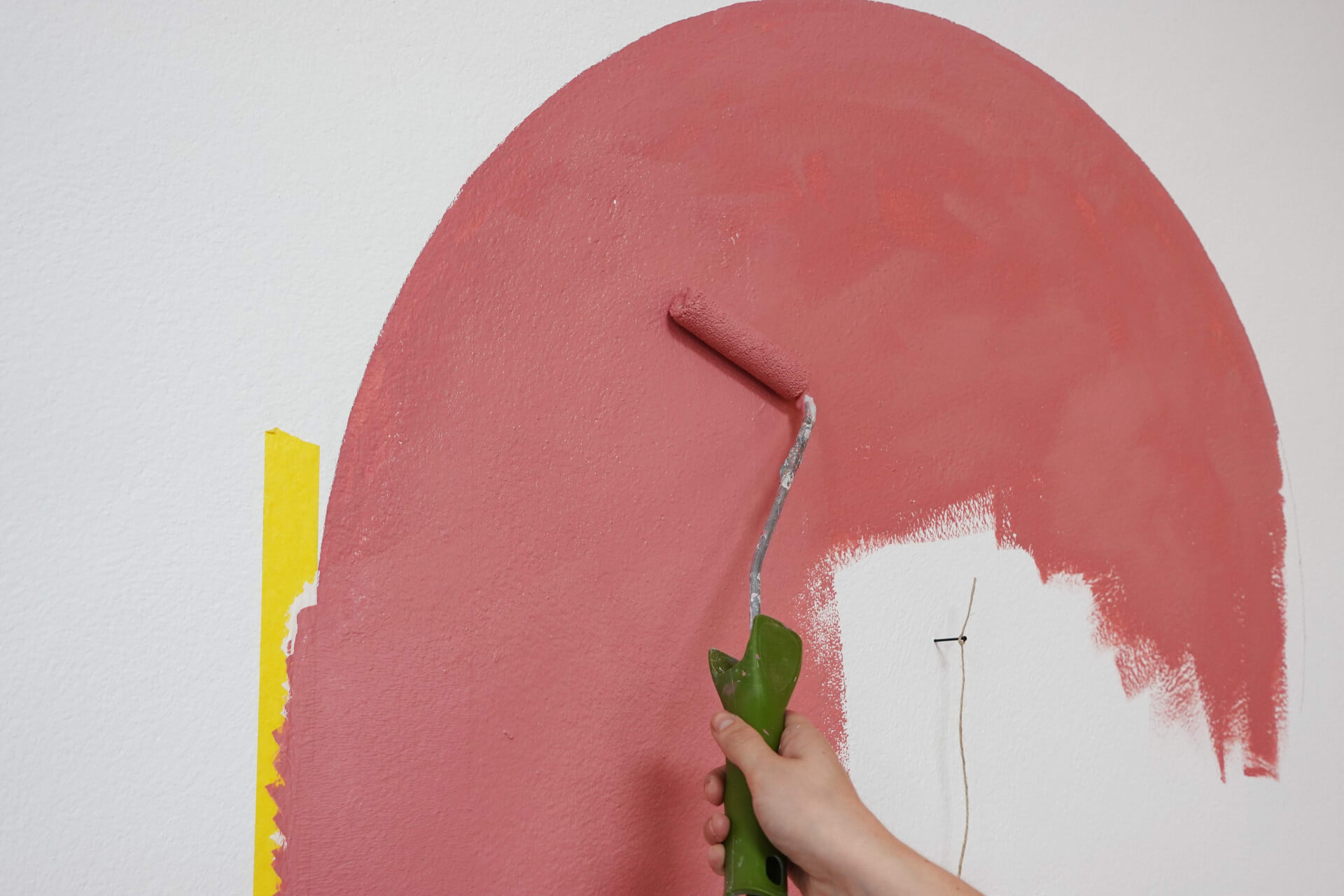 Painting a round arch Colouring a door arch