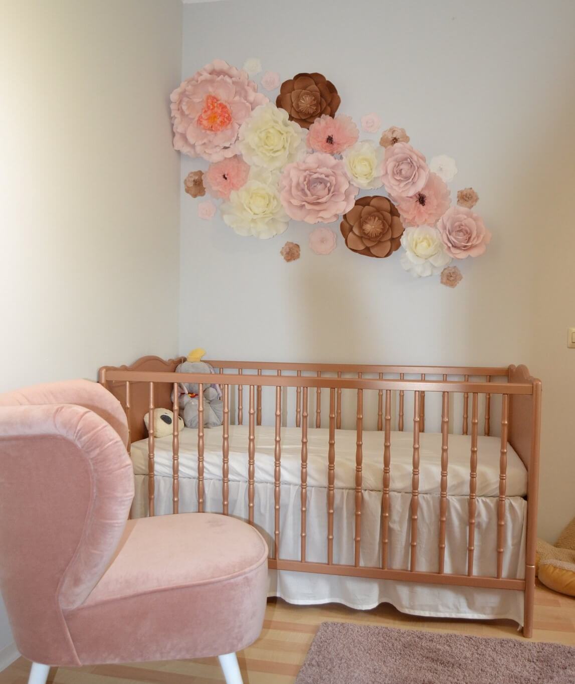 Painting the baby cot How to do it MissPompadour