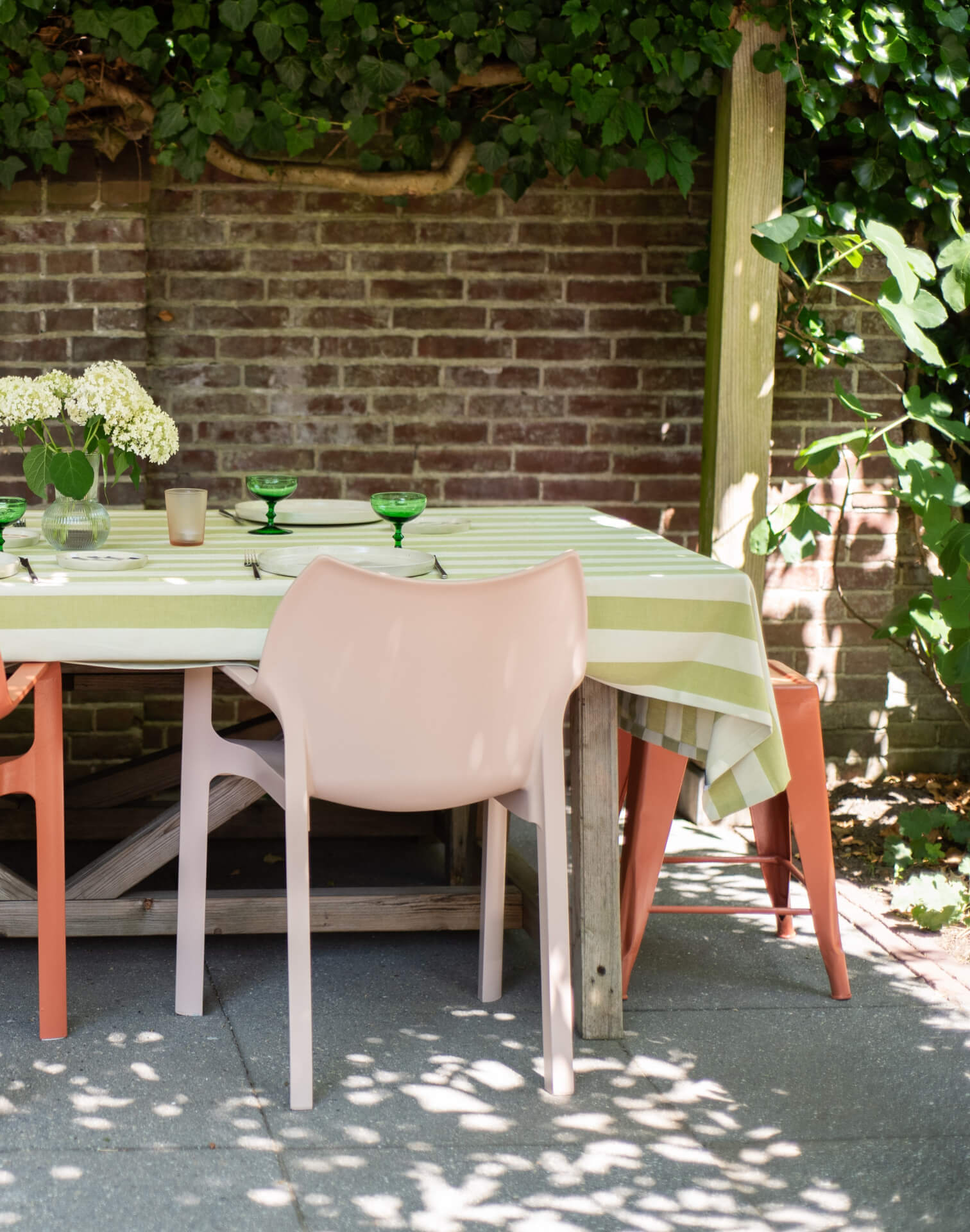 Kunststof tuinmeubelen verven tips en trucs MissPompadour