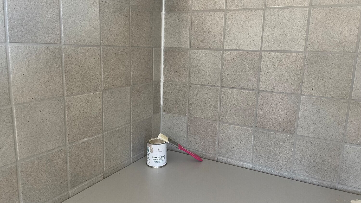 Painting over silicone is that possible? MissPompadour