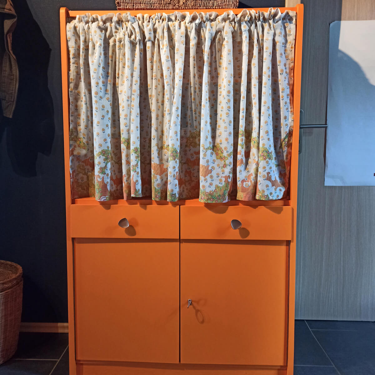 MissPompadour Orange avec Mandarine Peinture murale écologique 1L MissPompadour FR